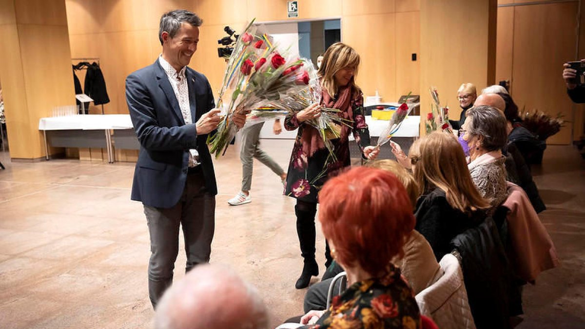 Uns 200 padrins, a la festa de Sant Jordi