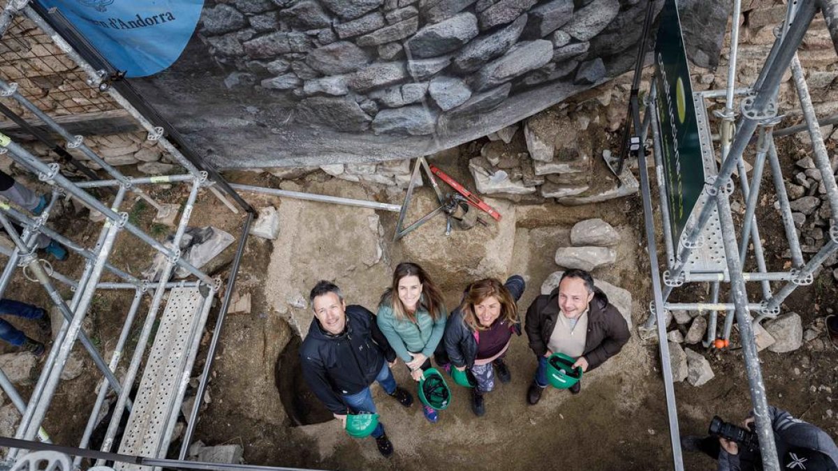 Espot, Riva, Marsol i Astrié han col·locat la primera pedra de la segona fase de les obres