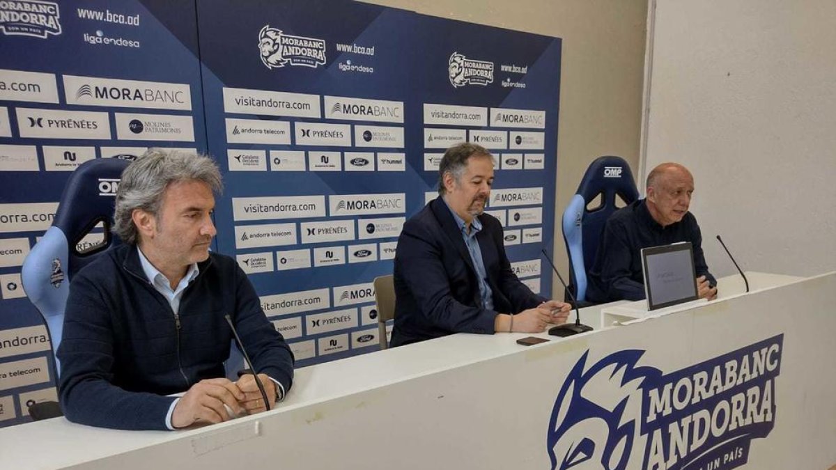 Justo Ruiz, Gabriel Fernández i Joan Sauri
