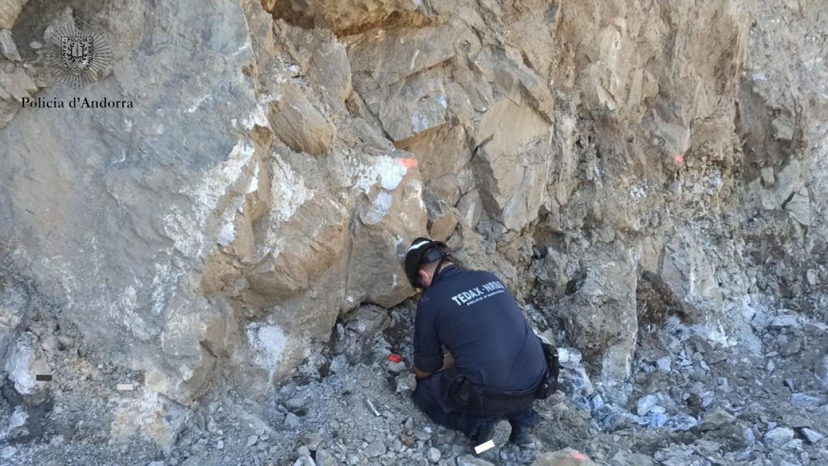El cos ha estat alertat de la troballa a unes obres a Arinsal