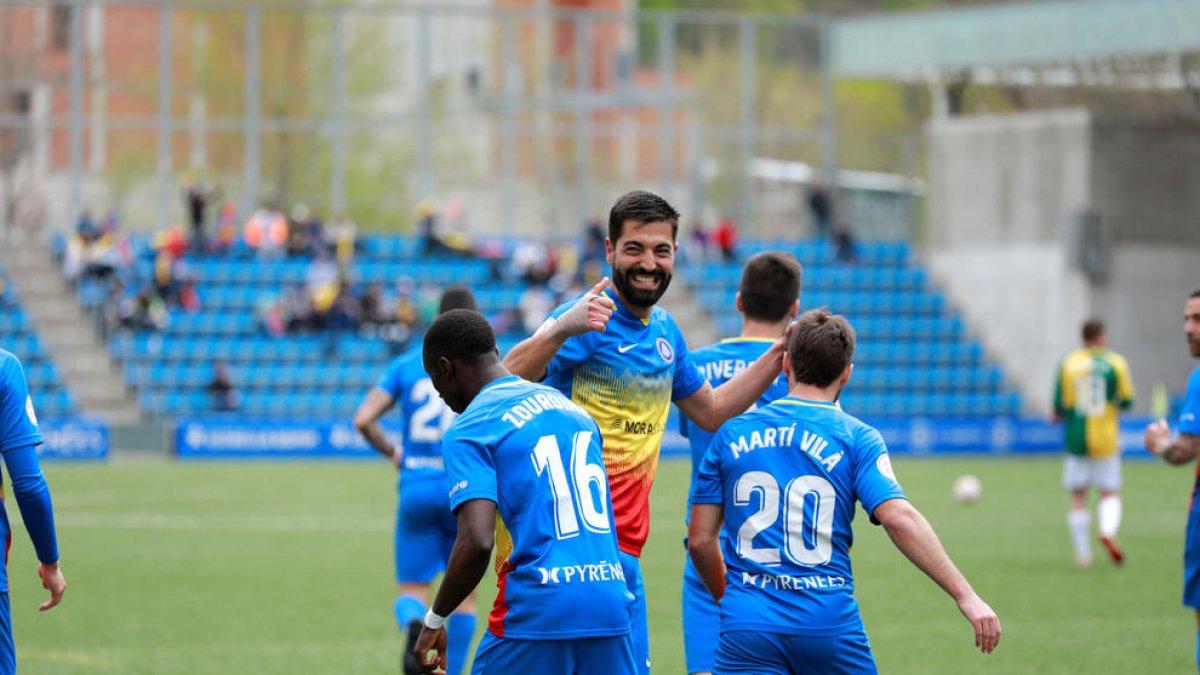 Carlos Martínez celebra l'1-0 contra el Sabadell a l'Estadi Nacional.