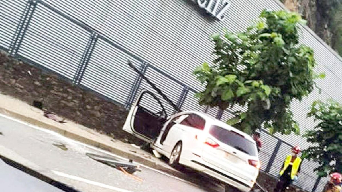 El cotxe accidentat a la recta de la Margineda.