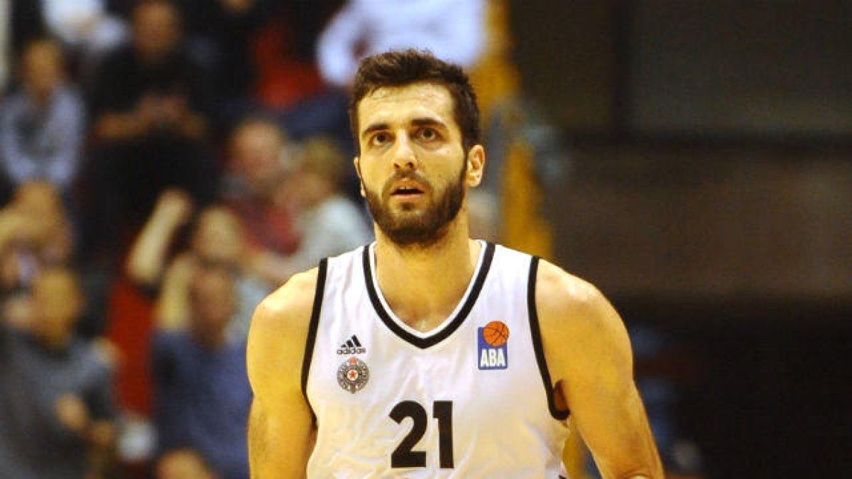 El serbi Mihajlo Andric durant un partit a les files del Partizan de Belgrad.