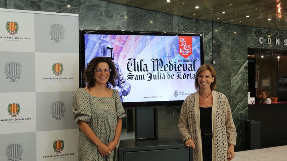 Laura Rogé i Mireia Codina han presentat el mercat medieval