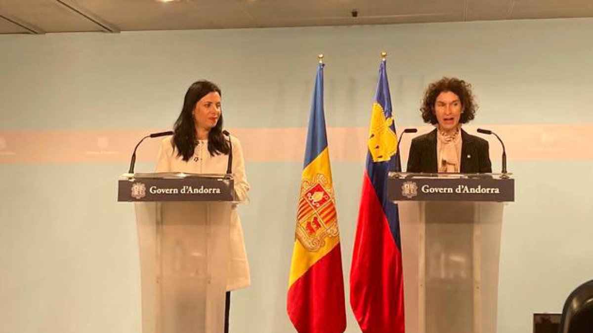 La ministra Maria Ubach i Dominique Hasler, ministra d'Exteriors de Liechtenstein.