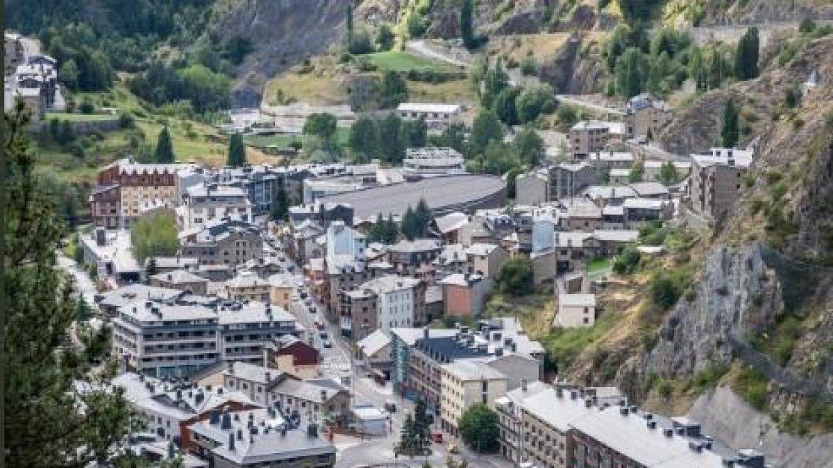 Les noves activitats del Palau de Gel es posaran en marxa a l'estiu
