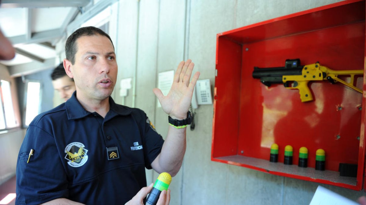 El nou director adjunt, Carles Oferil, és sotsoficial de primera i porta 25 anys al centre penitenciari.