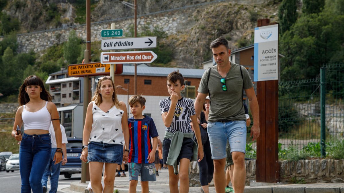 Turistes a Canillo.
