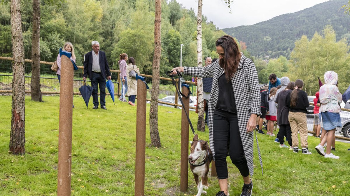 Inauguració del parc caní del Pradet de la Massana