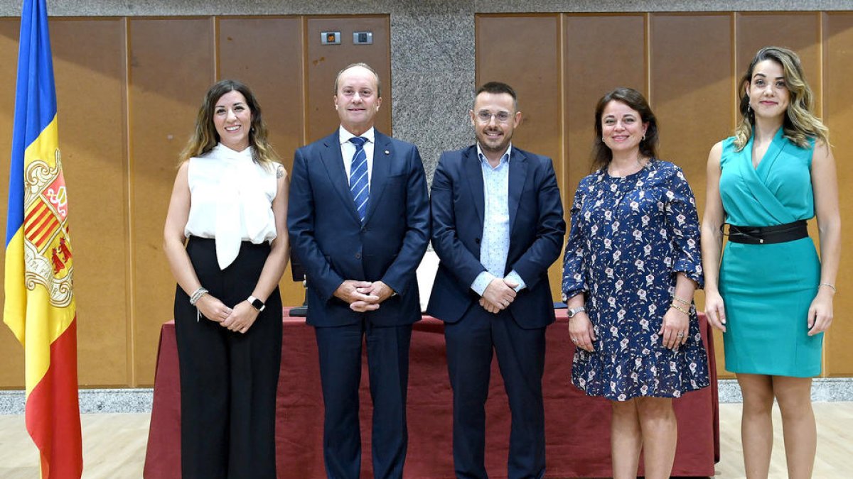 Jurament de tres noves traductores i intèrprets