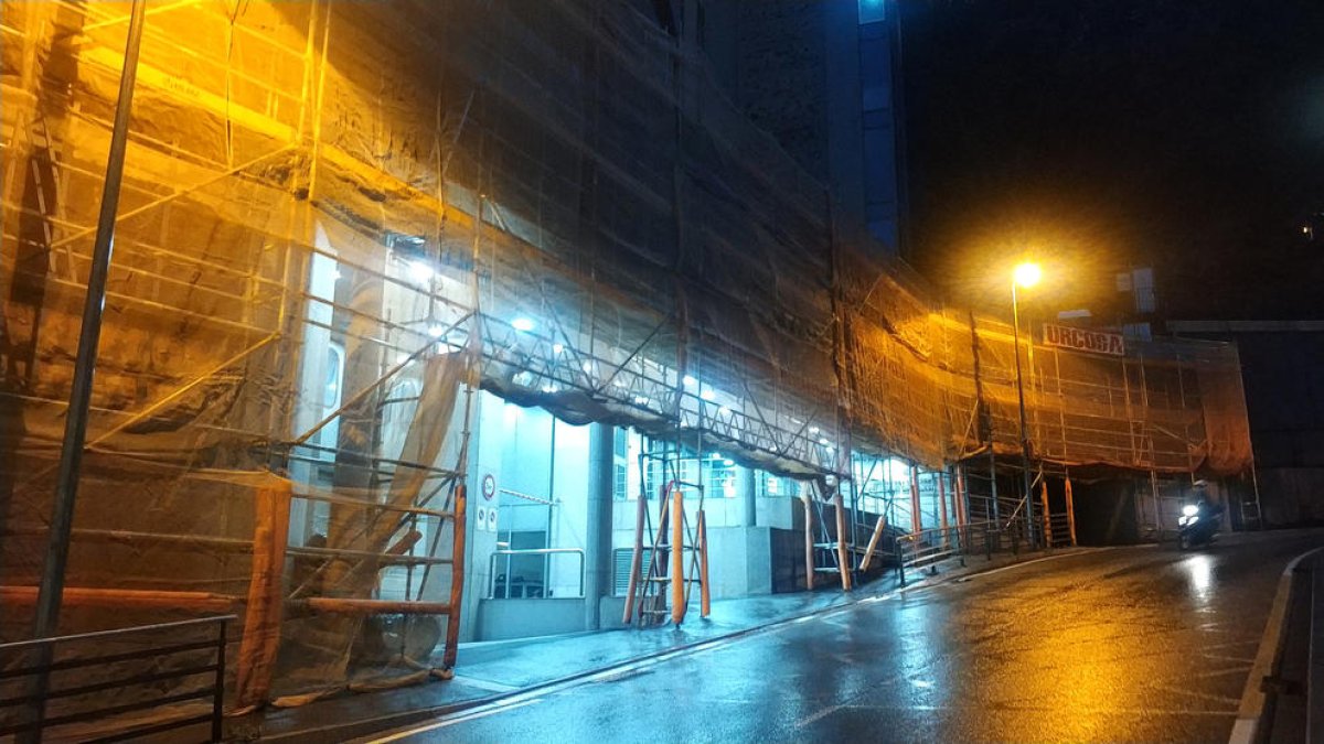 L'edifici del despatx central de la Policia.