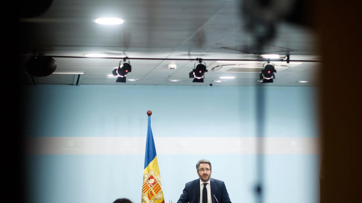 El ministre portaveu, Eric Jover, durant la roda de premsa d'ahir.