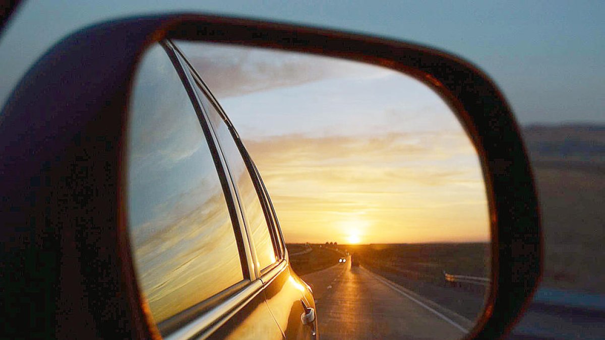 Mirat amb perspectiva només volia tenir quelcom que despertés admiració, un tret d'identitat