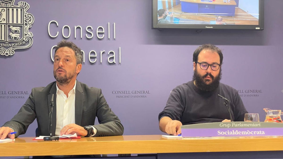 López i Sánchez durant la roda de premsa d'ahir.