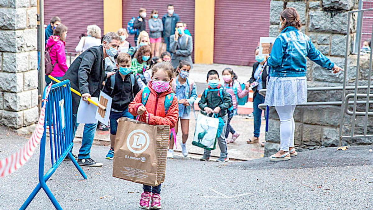 Alumnes d'una escola andorrana a Sant Julià.