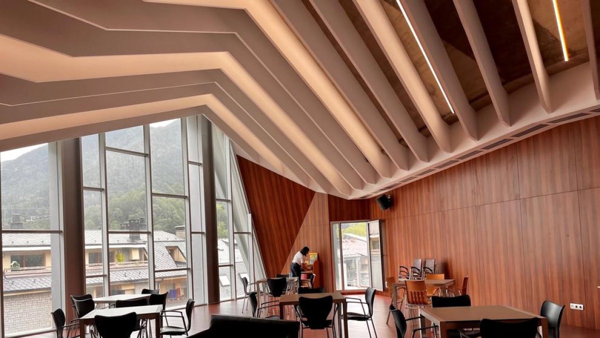 Preparatius a la sala dels arcs