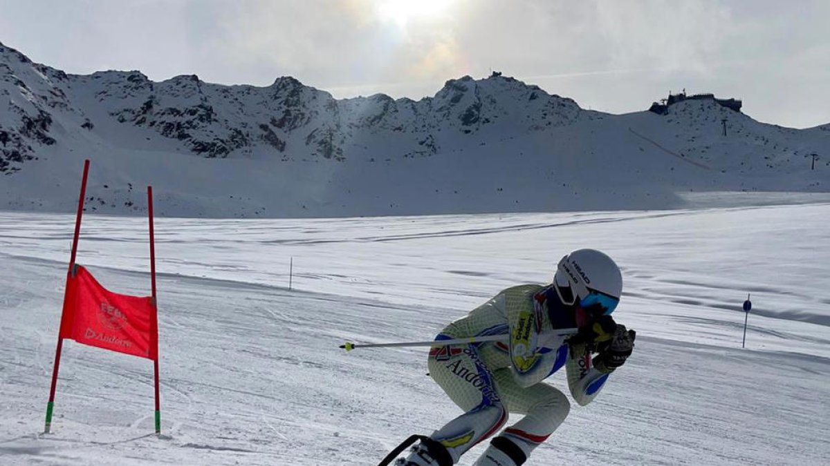 Estada d'entrenament de l'equip EEBE a Val Senales
