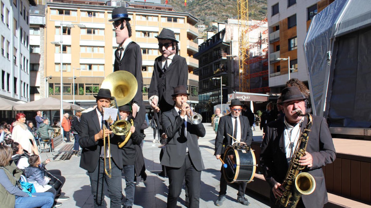 L'eix comercial és una festa