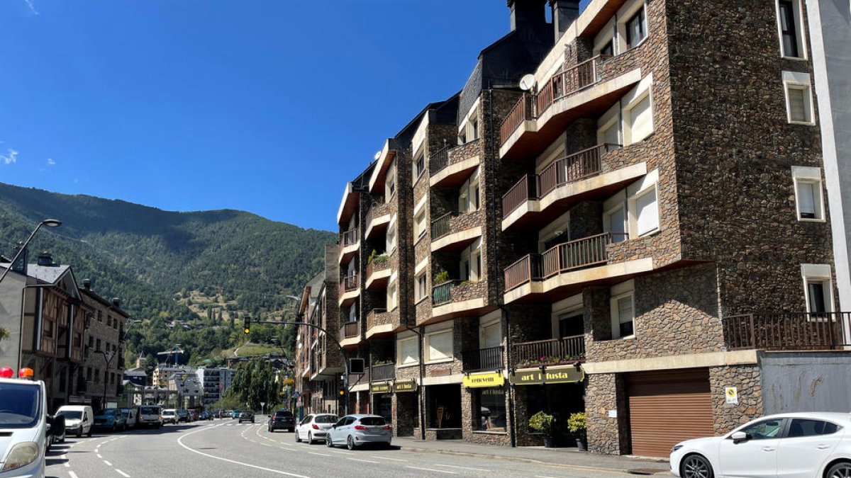 Una de les zones on els abonats podran seguir estacionant.
