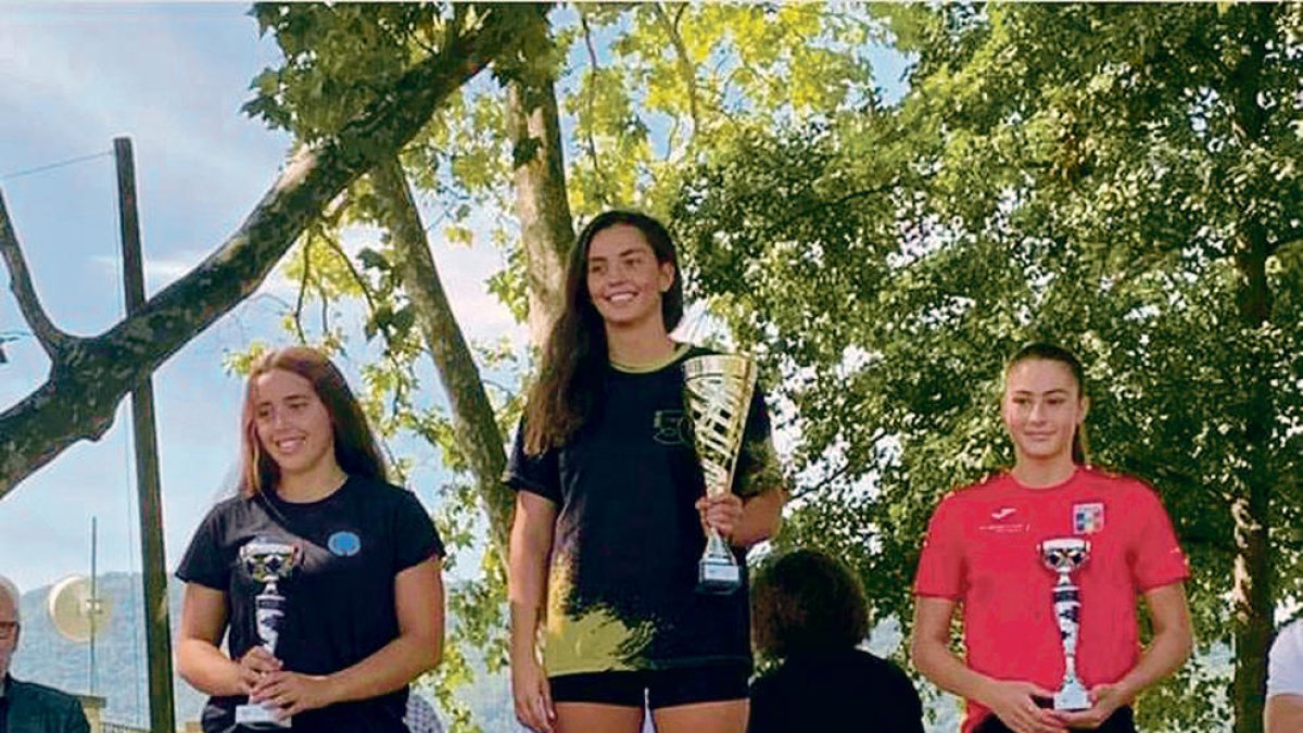 Alexandra Mejía, a la dreta, va ser tercera absoluta.