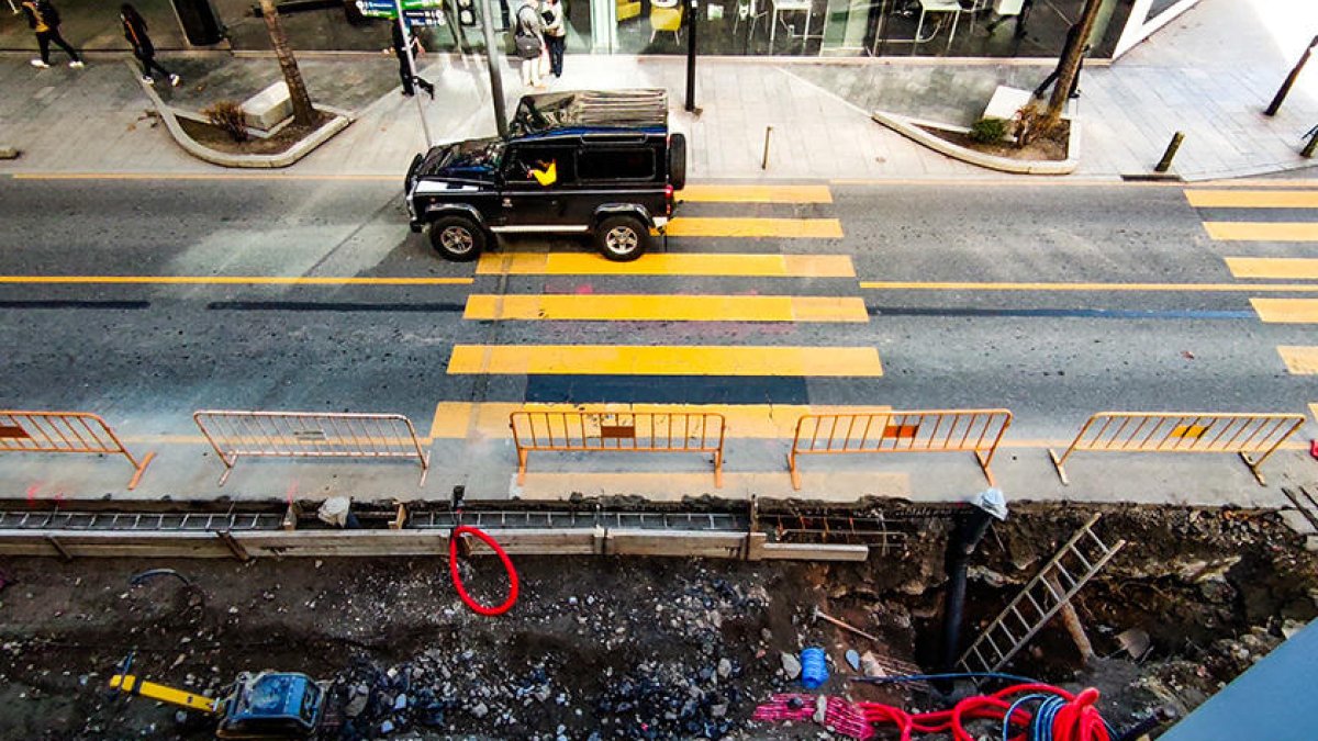 Estat de les obres al carrer Prat de la Creu, a Andorra la Vella.