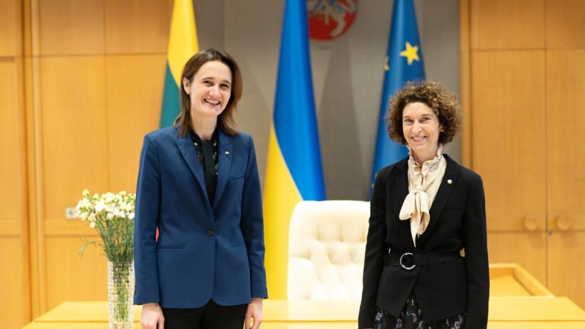 Ubach reunida amb la presidenta del parlament de Lituània