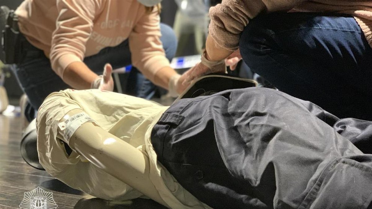 Formació de la policia en gestió d'atacs terroristes