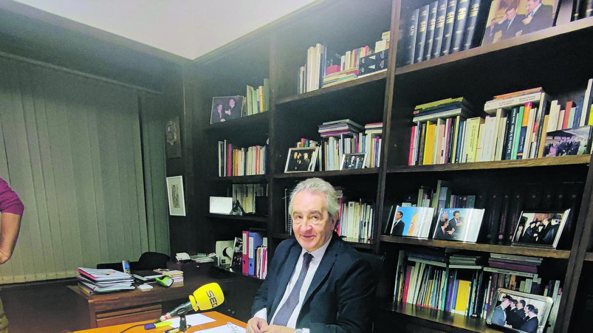 Jaume Bartumeu durant la roda de premsa d'ahir per presentar l'estudi.