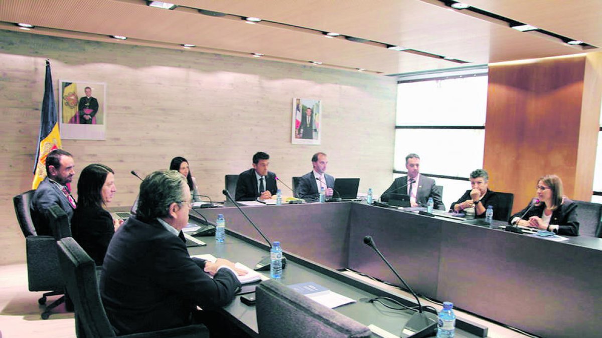 Sessió de consell de comú d'Ordino.