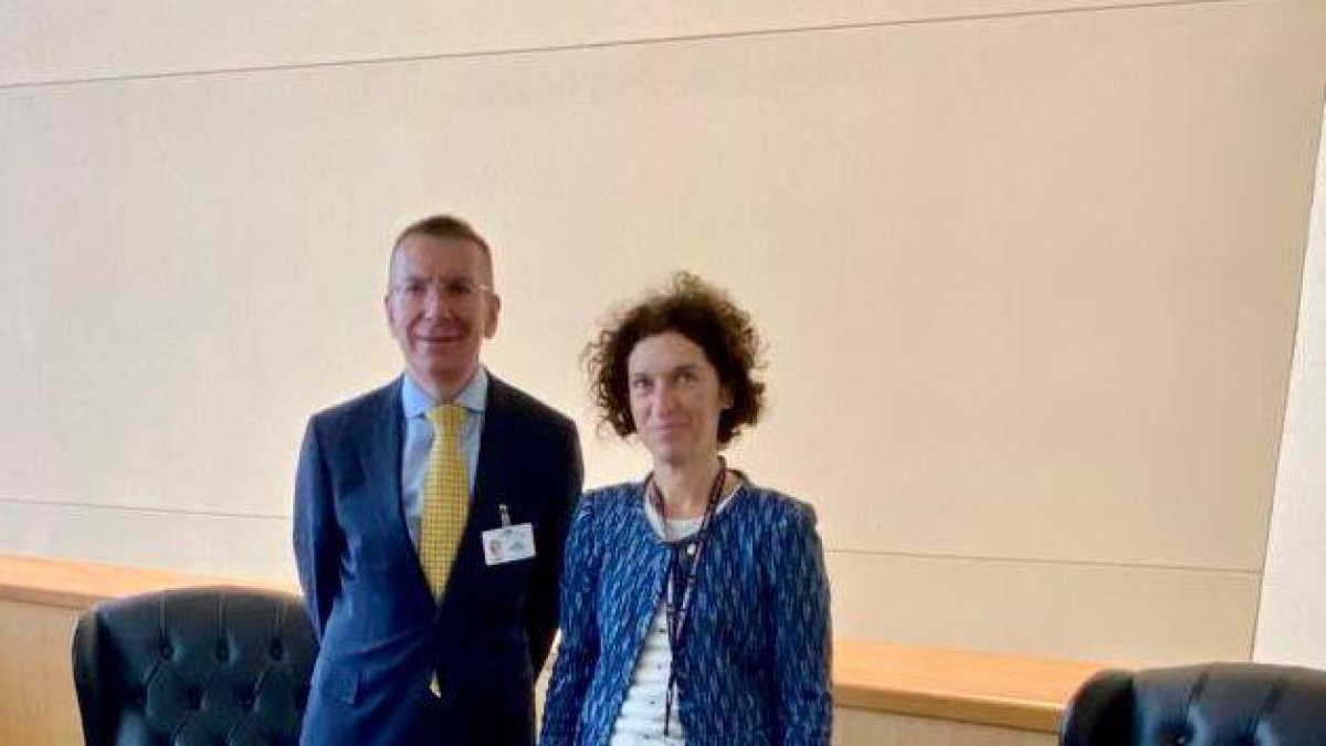 Ubach reunida amb el seu homòleg a Letònia, Edgar Rinkēvičs