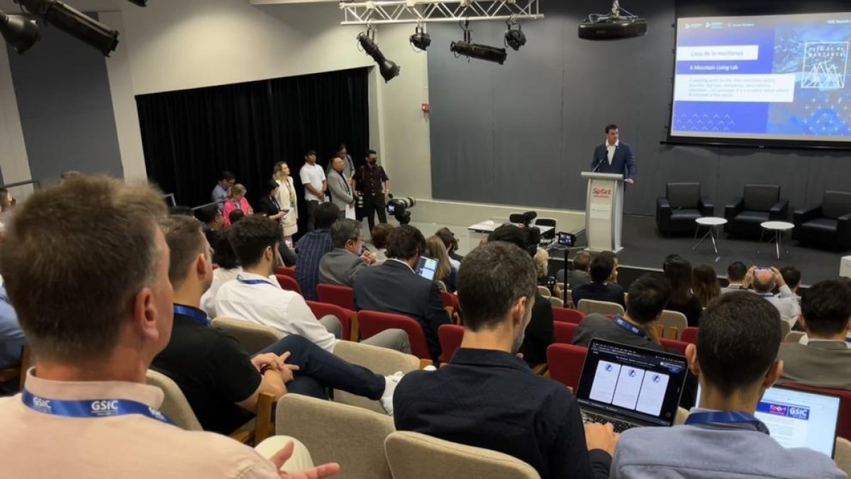 El ministre Jordi Gallardo en la intervenció a Singapur