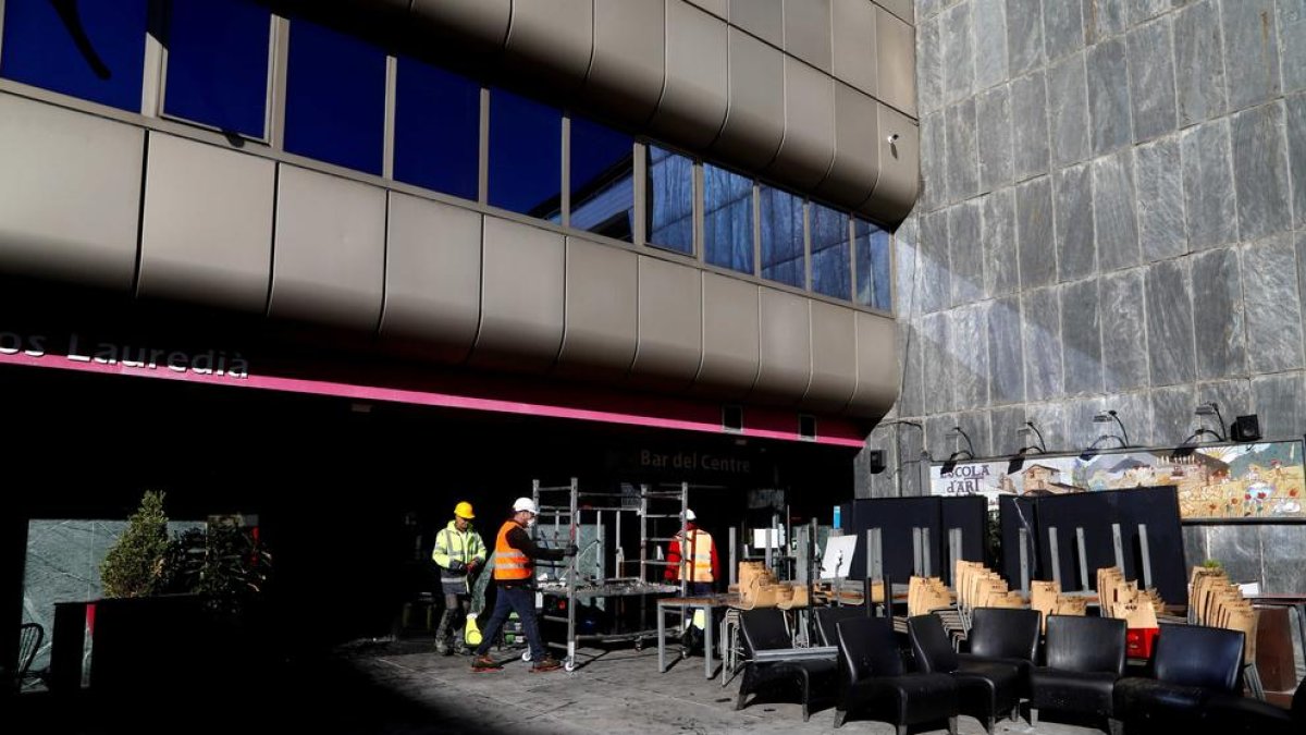 Mobiliari del centre cultural lauredià de les zones afectades per l'incendi