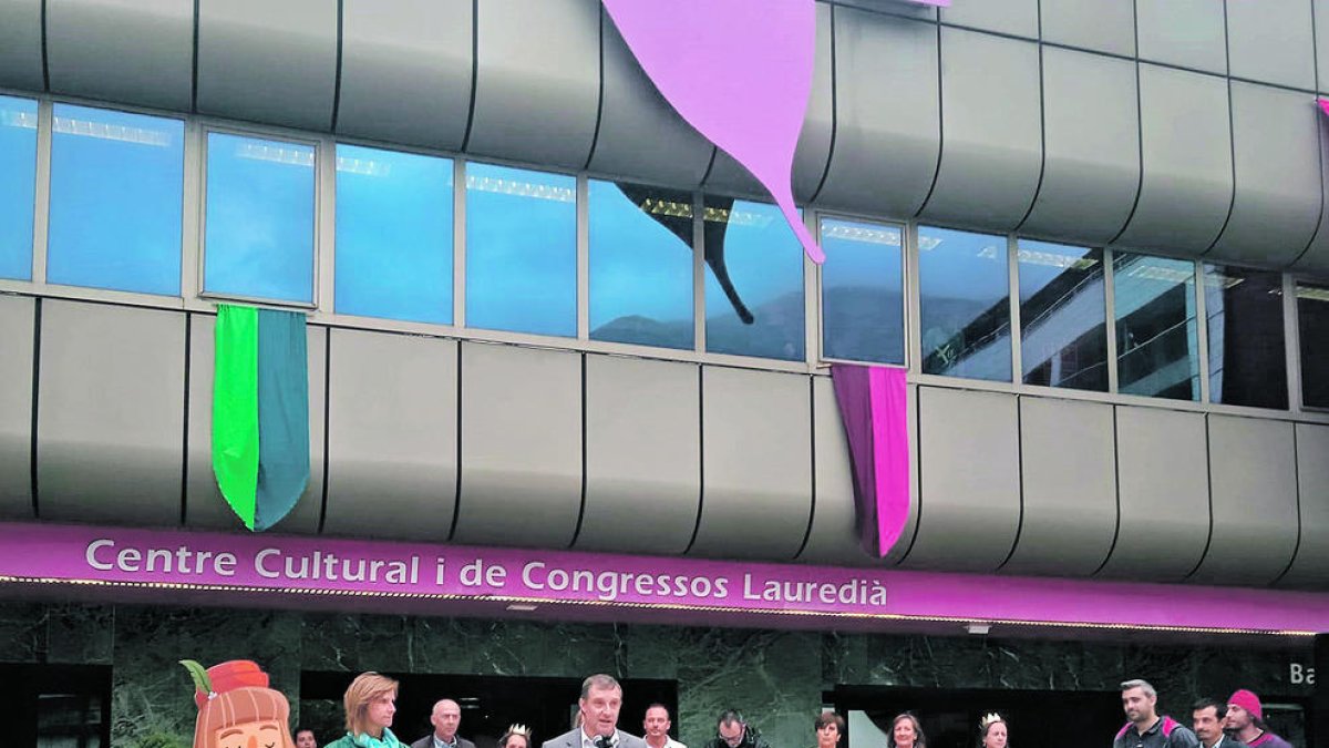 Majoral, ahir en la inauguració de la Vila medieval.