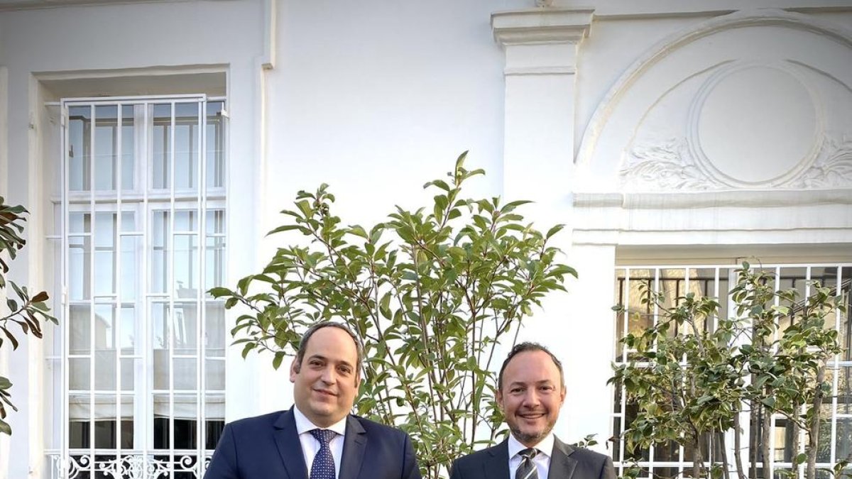 Espot reunit amb el secretari general del 'Bureau International des Expositions', DImistri Kerkentzes