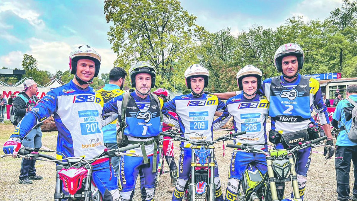 L'equip andorrà, amb Xavi Casas de cap.