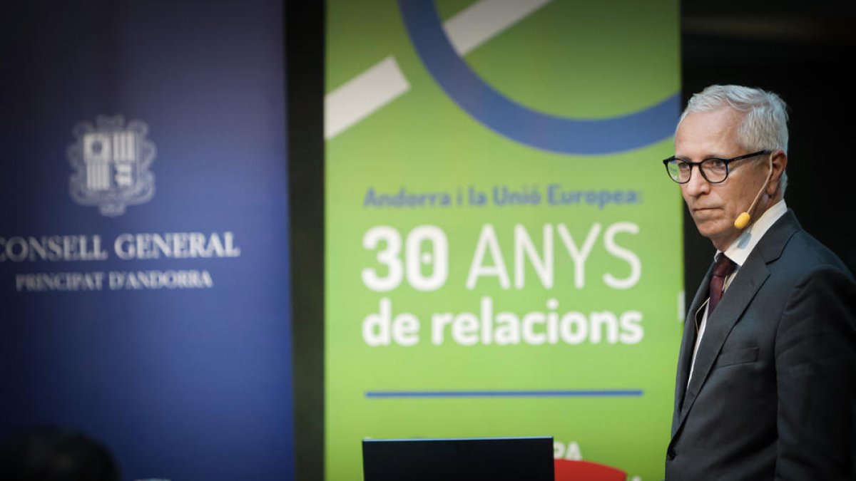 Conferència 'L'Espace Economique Européen' en el marc de la visita d'Henri Gétaz, secretari general EFTA