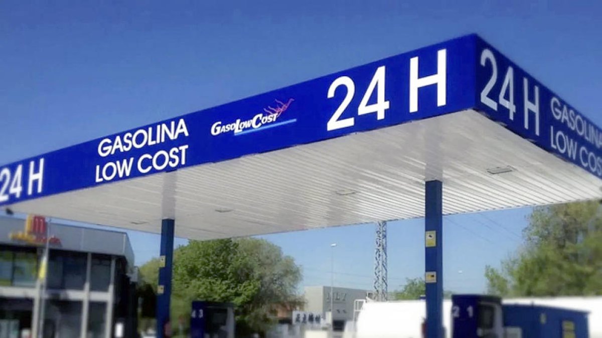 Una benzinera 'low cost' a Espanya.