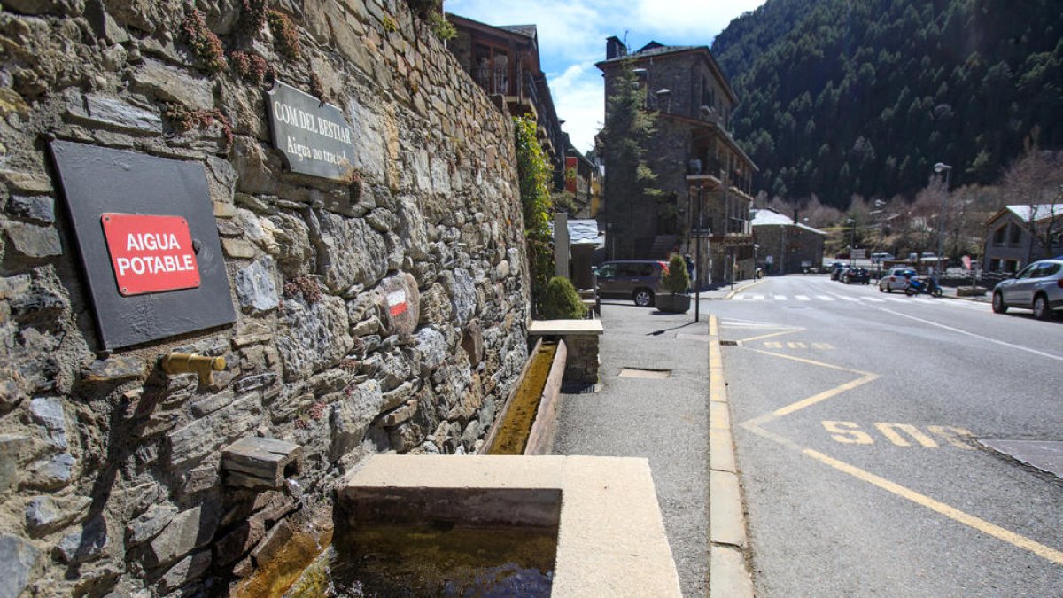 Font d'aigua potable a Arinsal.