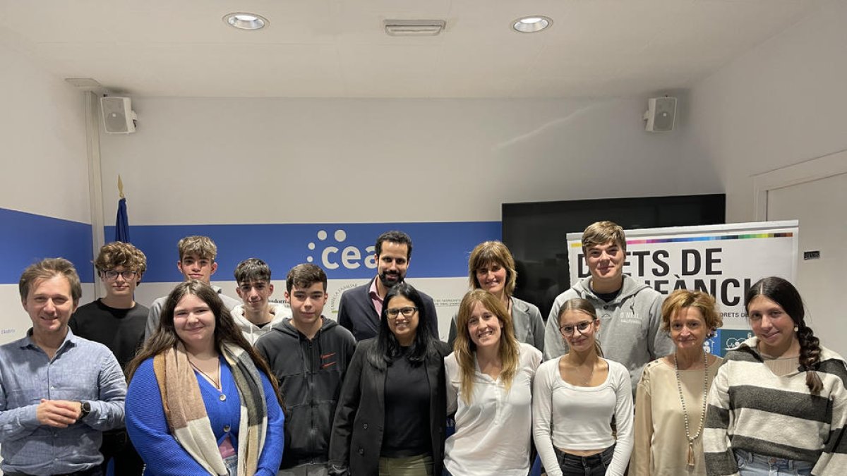 Trobada de joves amb la CEA