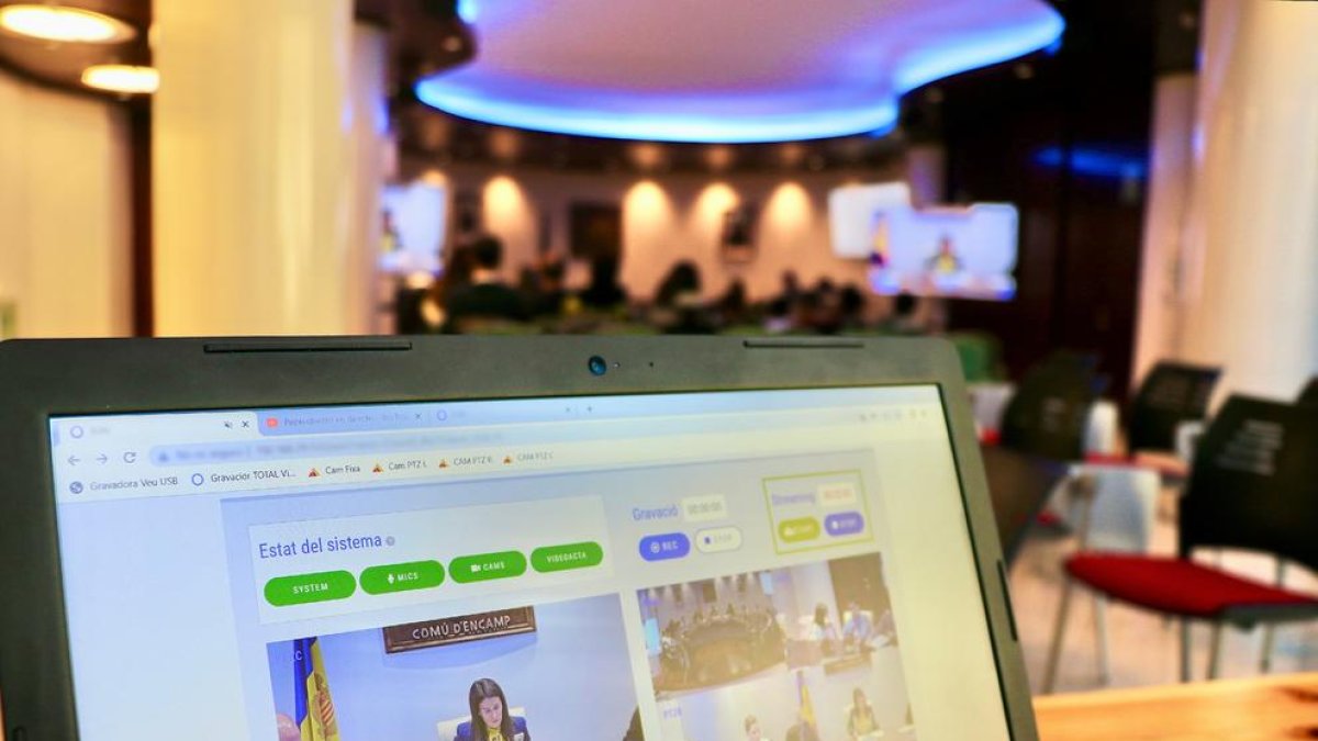 La sessió del consell d'infants ha servit per estrenar el nou sistema.