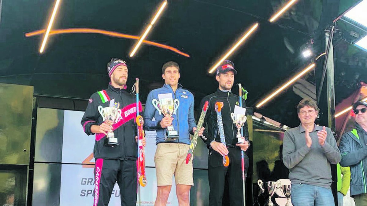 Irineu Esteve, al centre.