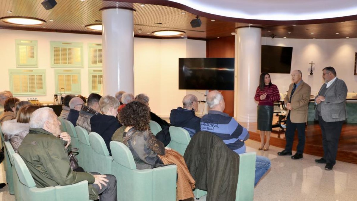 Visita de l'Associació de l'Orde de les Palmes Acadèmiques d'Andorra a Encamp