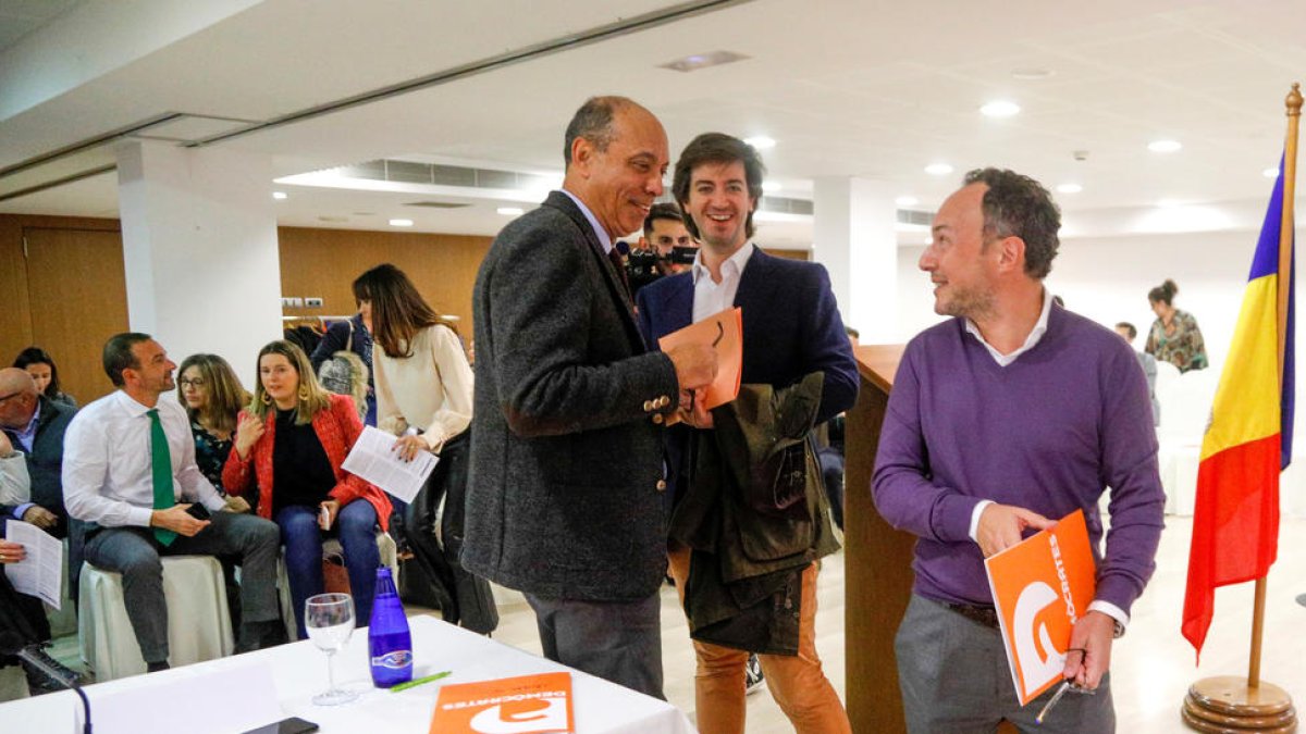 Jaume Serra, Carles Enseñat i Xavier Espot durant el congrés demòcrata.