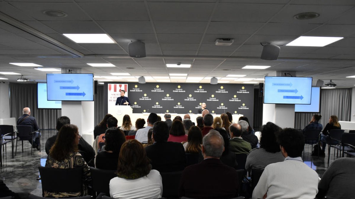 Jornades de recerca oncològica a Crèdit Andorrà.