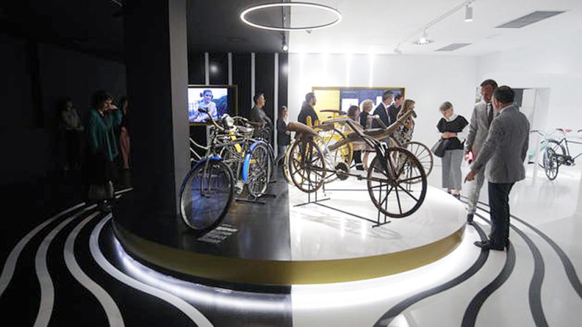 Andorra ja té un museu de la bicicleta. Ara només falta habilitar carrils bici en condicions.