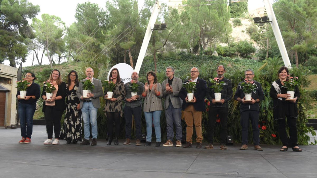 L'entrega de les flors d'honor.