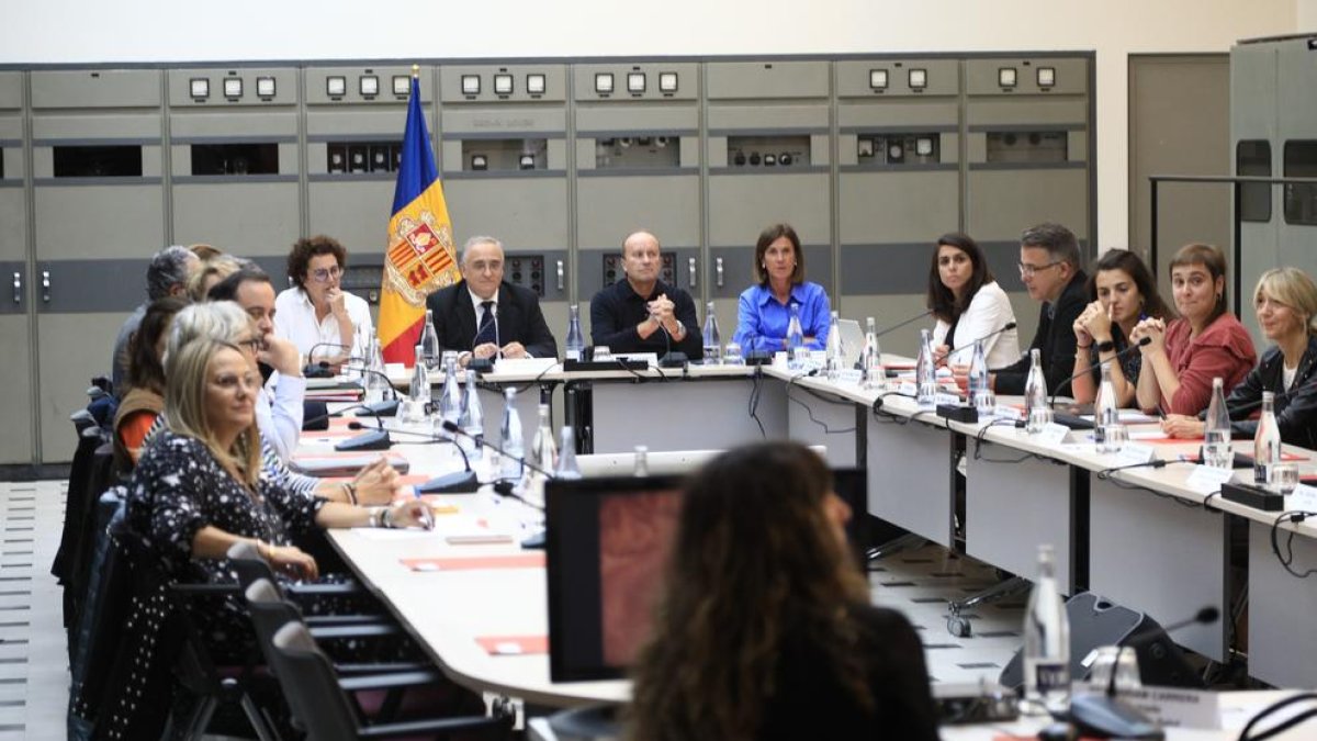 Reunió de la Taula de Salut Mental i Addiccions avui a Ràdio Andorra
