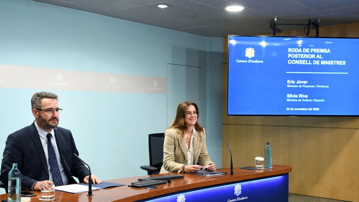 Jover i Riva, durant la roda de premsa.