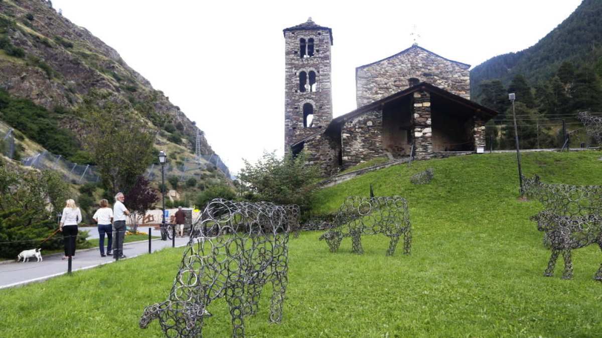 Concurs per la il·luminació de Sant Joan de Caselles