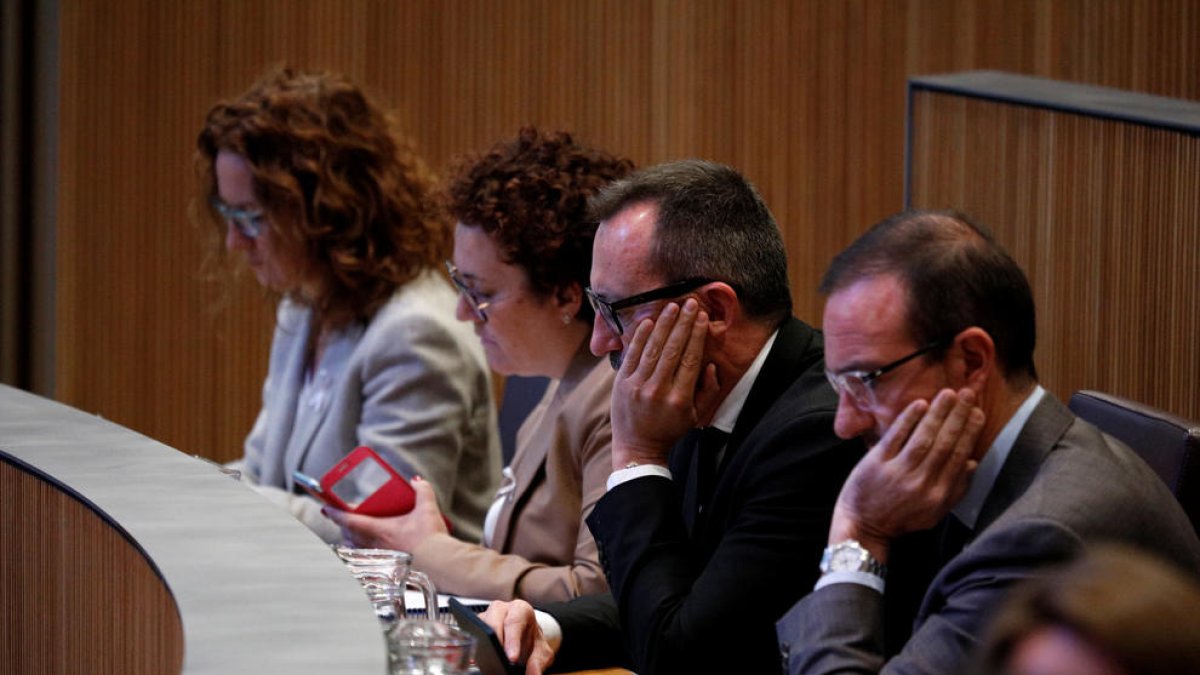 Els ministres Calvó, Pallarés, Filloy i Torres, a la sessió d'ahir del Consell.